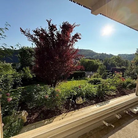 Lautertal Panorama-suite - Kingsize-bett & Badewanne & Dusche - Raucherbereich Vor Ueberdachten Terrasse - Rosengarten - Parkplaetze 15m Entfernt- Naturschutzgebiet Vor Haustuere - Sehr Ruhige Gegend - Self-checkin - 45qm2 *