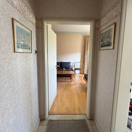 Lautertal Panorama-suite - Kingsize-bett & Badewanne & Dusche - Raucherbereich Vor Ueberdachten Terrasse - Rosengarten - Parkplaetze 15m Entfernt- Naturschutzgebiet Vor Haustuere - Sehr Ruhige Gegend - Self-checkin - 45qm2