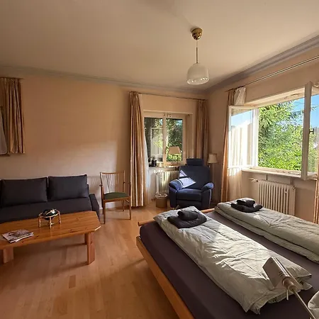 Lautertal Panorama-suite - Kingsize-bett & Badewanne & Dusche - Raucherbereich Vor Ueberdachten Terrasse - Rosengarten - Parkplaetze 15m Entfernt- Naturschutzgebiet Vor Haustuere - Sehr Ruhige Gegend - Self-checkin - 45qm2 Apartament
