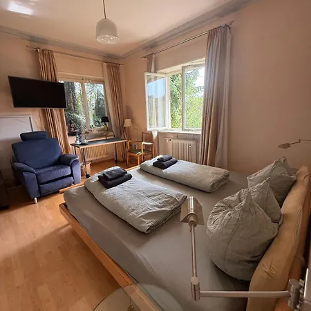 Lautertal Panorama-suite - Kingsize-bett & Badewanne & Dusche - Raucherbereich Vor Ueberdachten Terrasse - Rosengarten - Parkplaetze 15m Entfernt- Naturschutzgebiet Vor Haustuere - Sehr Ruhige Gegend - Self-checkin - 45qm2